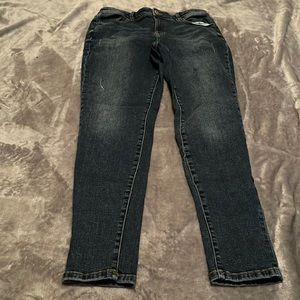 Maurices jeans
